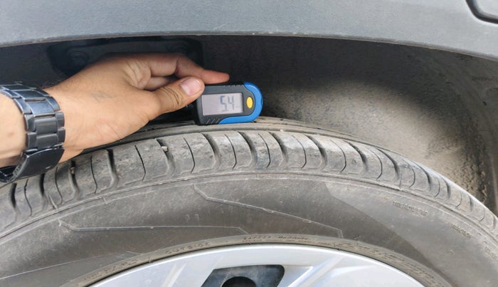 2022 Hyundai Creta EX 1.5 PETROL, Petrol, Manual, 41,633 km, tyre