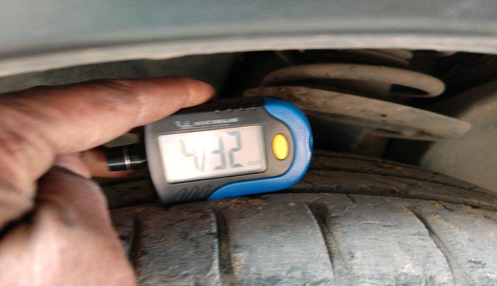 2016 Renault Lodgy 110 PS RXZ STEPWAY 8 STR, Diesel, Manual, 80,046 km, tyre