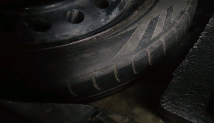 2018 Maruti Wagon R 1.0 VXI, Petrol, Manual, 56,996 km, tyre