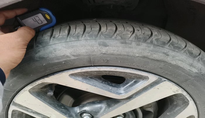 2020 Hyundai AURA SX 1.2, Petrol, Manual, 89,648 km, tyre