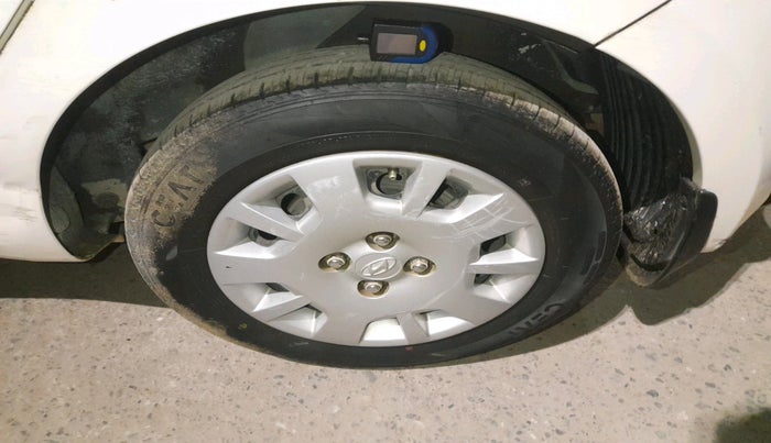 2012 Hyundai i20 MAGNA 1.4 CRDI, Diesel, Manual, 76,796 km, tyre