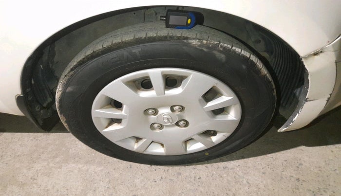 2012 Hyundai i20 MAGNA 1.4 CRDI, Diesel, Manual, 76,796 km, tyre