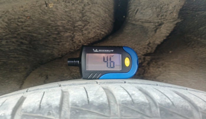 2013 Hyundai i10 ERA 1.1, Petrol, Manual, 74,297 km, tyre