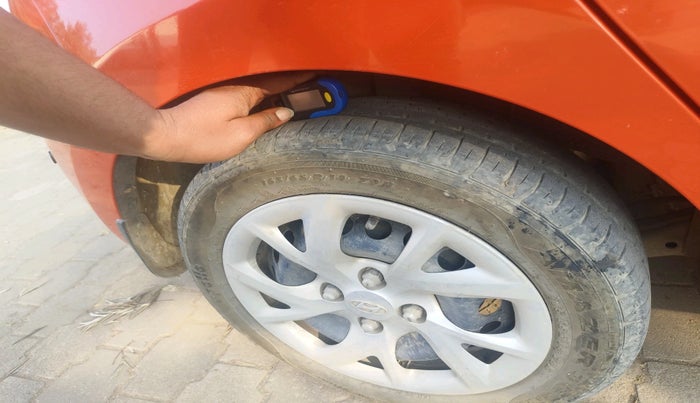 2018 Hyundai Grand i10 MAGNA 1.2 KAPPA VTVT, Petrol, Manual, 1,02,695 km, tyre