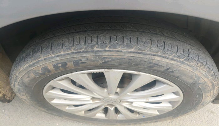2015 Maruti Ciaz ZXI, Petrol, Manual, 1,07,211 km, tyre