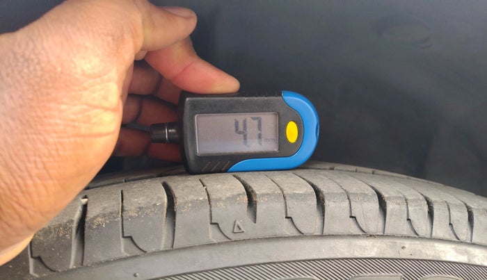 2015 Maruti Swift Dzire VXI, Petrol, Manual, 78,039 km, tyre