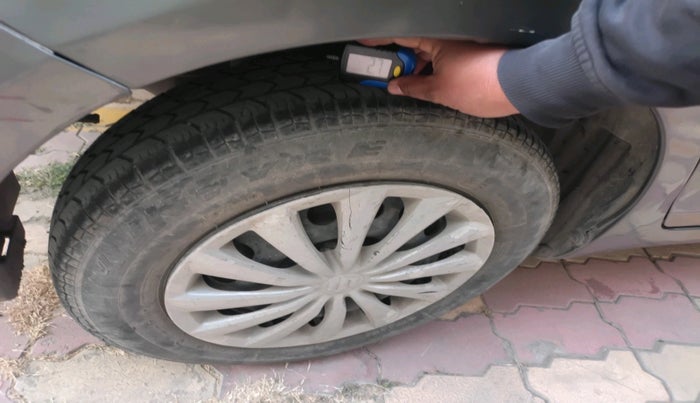 2015 Maruti Swift Dzire VXI, Petrol, Manual, 36,628 km, tyre