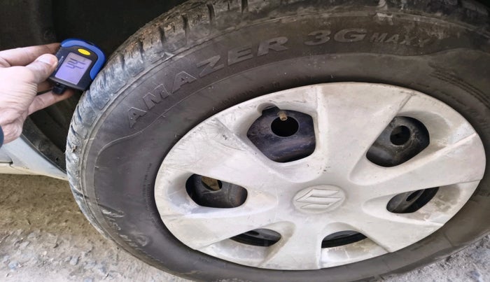 2013 Maruti Ritz VXI, Petrol, Manual, 1 km, tyre