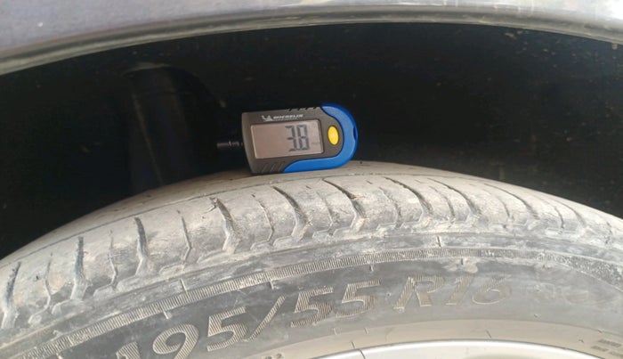 2016 Maruti Baleno ZETA PETROL 1.2, Petrol, Manual, 81,875 km, tyre