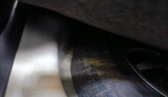 2013 Maruti Swift VDI, Diesel, Manual, 89,444 km, tyre