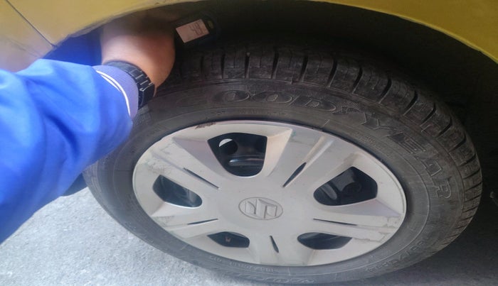 2017 Maruti Celerio ZXI, Petrol, Manual, 75,624 km, tyre