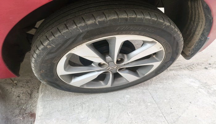 2014 Hyundai i20 ASTA 1.2, Petrol, Manual, 65,058 km, tyre