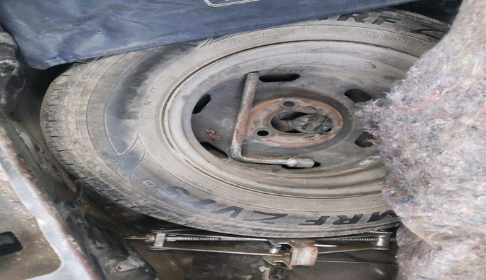 2018 Renault Kwid RXT 0.8, Petrol, Manual, 57,764 km, tyre