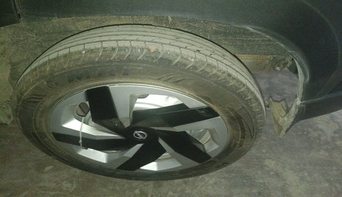 2023 Nissan MAGNITE XE, Petrol, Manual, 7,366 km, tyre