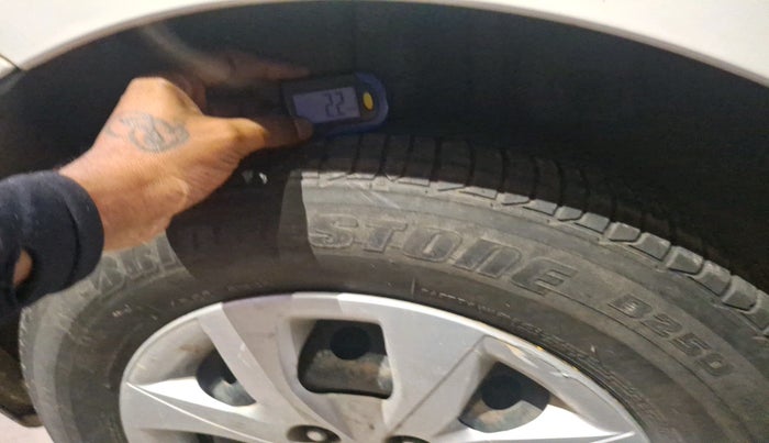 2015 Hyundai Elite i20 SPORTZ 1.4 CRDI, Diesel, Manual, 78,859 km, tyre