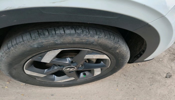 2020 Hyundai VENUE SX 1.0 TURBO IMT, Petrol, Manual, 88,059 km, tyre