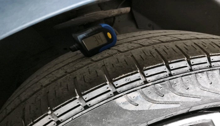 2019 Mahindra XUV500 W7, Diesel, Manual, 48,280 km, tyre