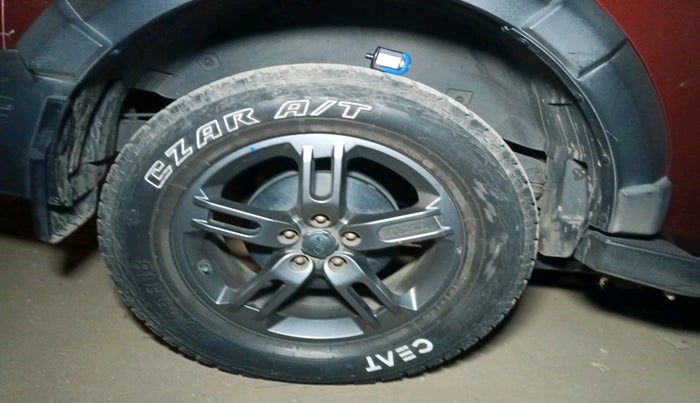 2021 Mahindra Thar LX PETROL HT 4WD AT, Petrol, Automatic, 45,031 km, tyre