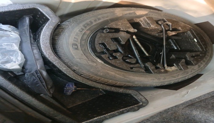 2019 Skoda Rapid 1.6 MPI ACTIVE, Petrol, Manual, 51,339 km, tyre