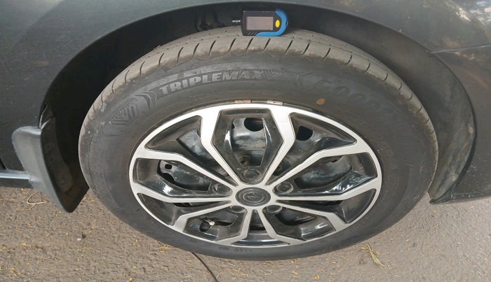 2019 Skoda Rapid 1.6 MPI ACTIVE, Petrol, Manual, 51,339 km, tyre