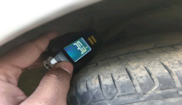 2014 Hyundai Verna FLUIDIC 1.6 VTVT SX OPT, Petrol, Manual, 73,152 km, tyre