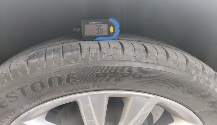 2015 Volkswagen Polo GT TSI AT, Petrol, Automatic, 1,23,444 km, tyre