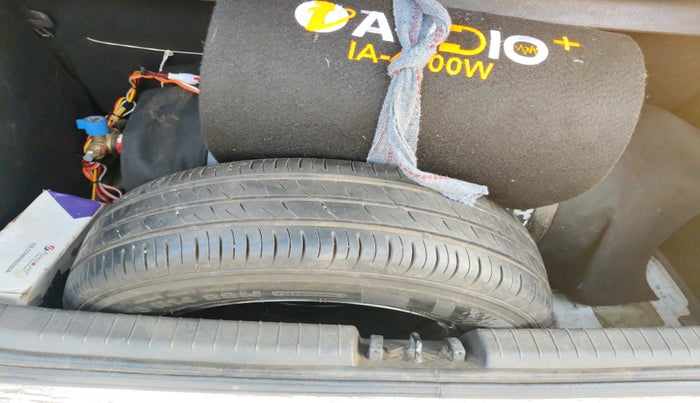 2019 Hyundai Elite i20 SPORTZ PLUS 1.2, Petrol, Manual, 98,436 km, tyre