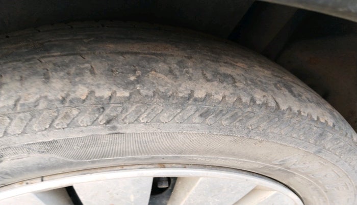 2015 Maruti S Cross SIGMA 1.3, Diesel, Manual, 1,20,750 km, tyre