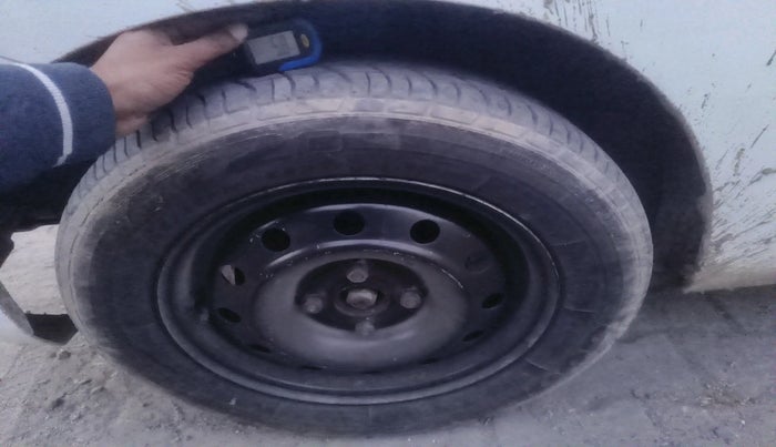 2014 Maruti Wagon R 1.0 VXI, Petrol, Manual, 88,086 km, tyre