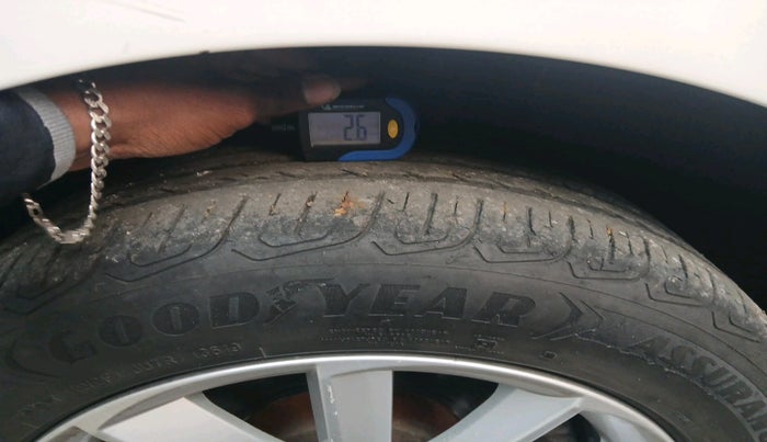 2014 Skoda Superb ELEGANCE 1.8 TSI AT, Petrol, Automatic, 77,758 km, tyre