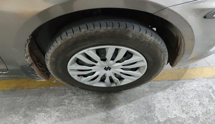 2015 Maruti Swift Dzire VDI, Diesel, Manual, 2,02,130 km, tyre