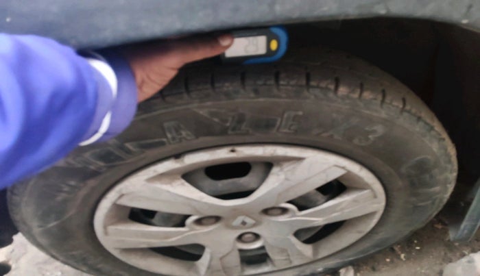 2018 Renault Kwid RXL, Petrol, Manual, 90,001 km, tyre