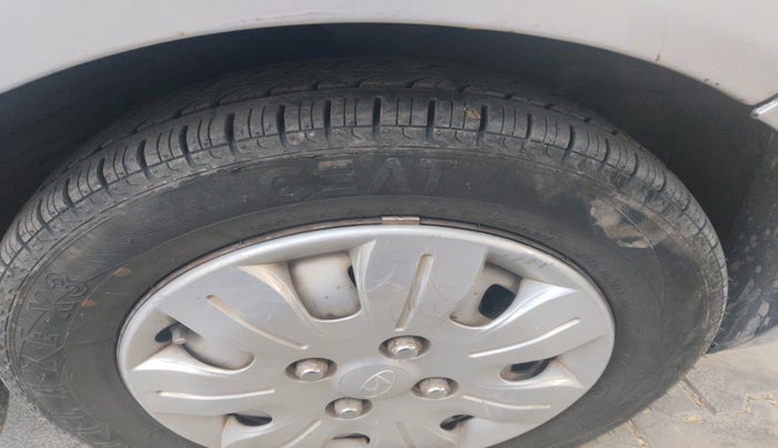 2009 Hyundai Santro Xing GLS LPG, Petrol, Manual, 75,901 km, tyre