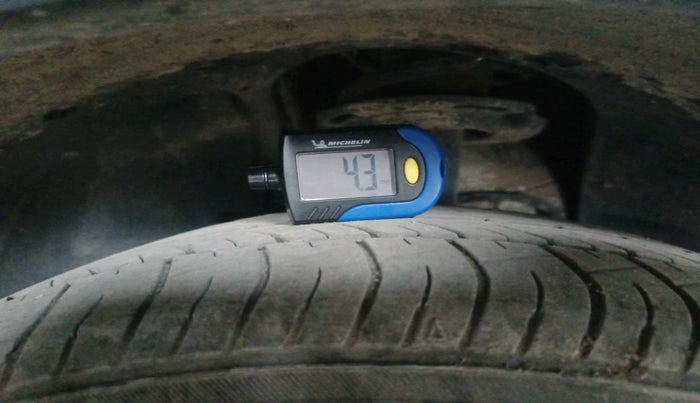 2018 Tata NEXON XM PETROL, Petrol, Manual, 30,763 km, tyre