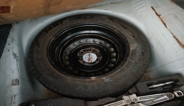 2016 Honda Amaze 1.2L I-VTEC S, Petrol, Manual, 50,561 km, tyre