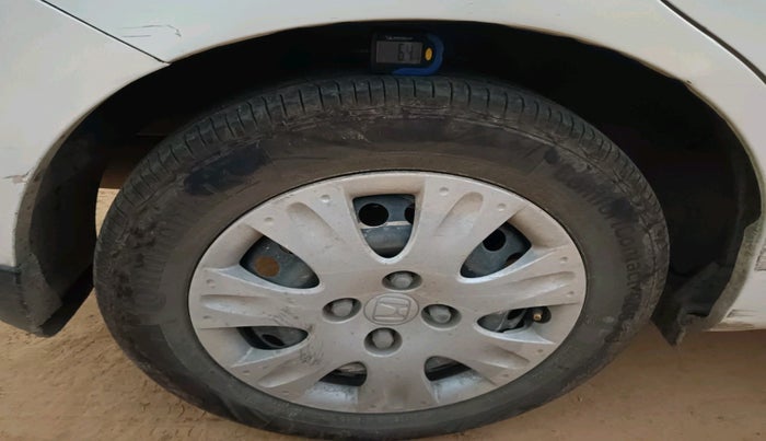 2016 Honda Amaze 1.2L I-VTEC S, Petrol, Manual, 50,561 km, tyre