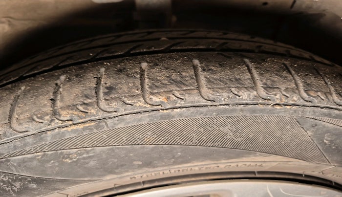 2016 Maruti Ertiga VDI SHVS, Diesel, Manual, 84,751 km, tyre