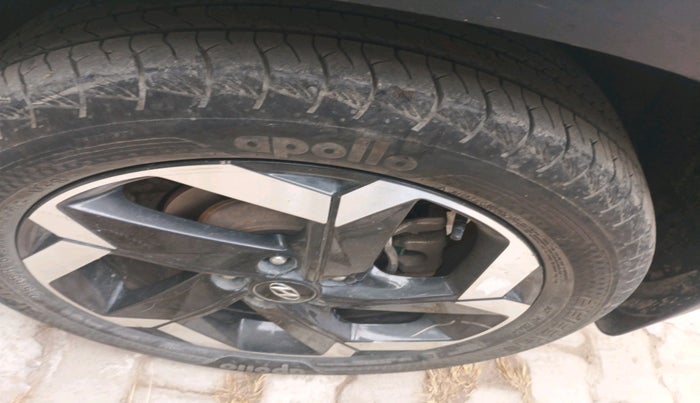 2023 Hyundai ALCAZAR PLATINUM 1.5 MT 7STR, Diesel, Manual, 18,812 km, tyre