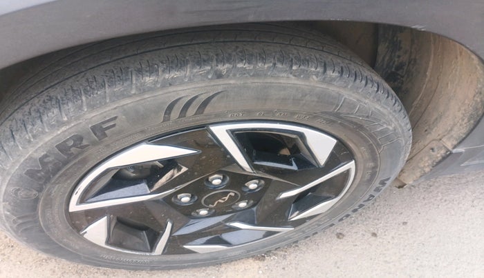 2024 KIA SONET HTX 1.0 TURBO PETROL IMT, Petrol, Manual, 33,216 km, tyre