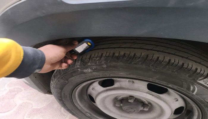 2021 Nissan MAGNITE XE, Petrol, Manual, 32,132 km, tyre