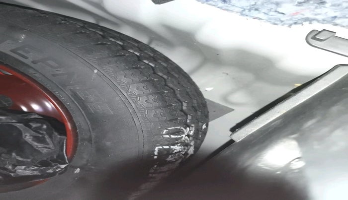 2021 Nissan MAGNITE XE, Petrol, Manual, 32,132 km, tyre