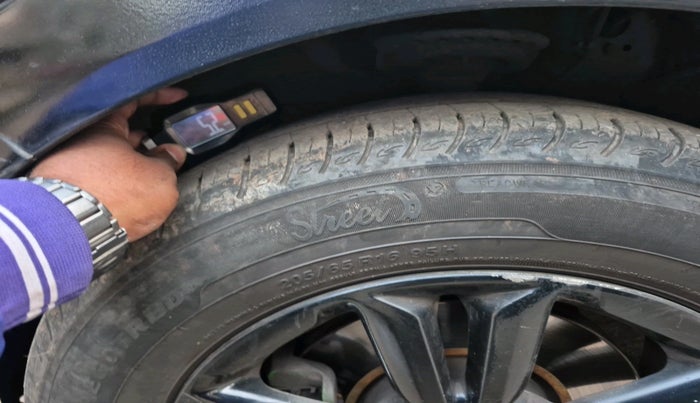 2017 Hyundai Creta SX 1.6 DIESEL, Diesel, Manual, 93,383 km, tyre