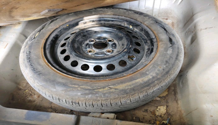 2014 Honda City 1.5L I-DTEC VX, Diesel, Manual, 1,24,862 km, tyre