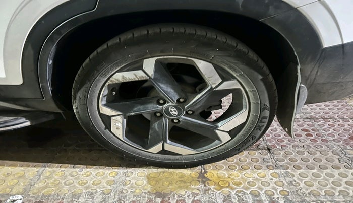 2021 Hyundai ALCAZAR PLATINUM 1.5 MT 7STR, Diesel, Manual, 1,13,505 km, tyre