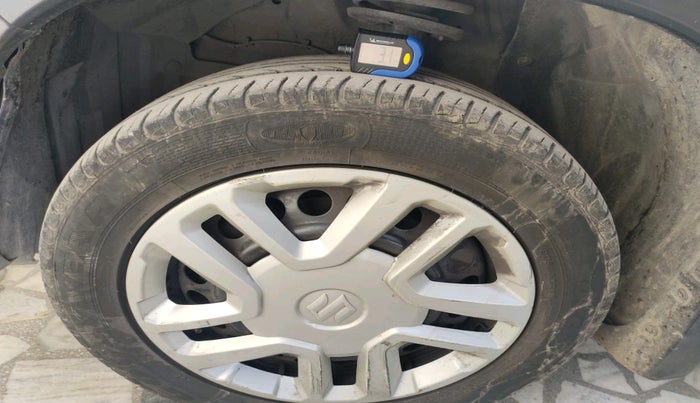 2018 Maruti Vitara Brezza VDI (O), Diesel, Manual, 1,24,065 km, tyre