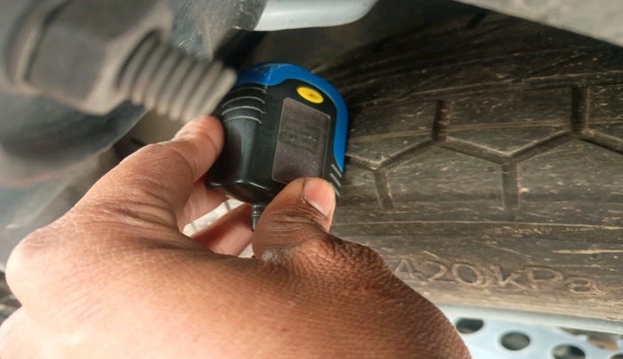 2025 Mahindra XUV700 AX 7 D AT 7 STR, Diesel, Automatic, 32,640 km, tyre