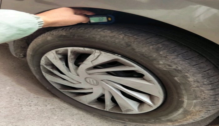 2024 Maruti Ertiga   VXI (O) CNG, Petrol, Manual, 29,890 km, tyre