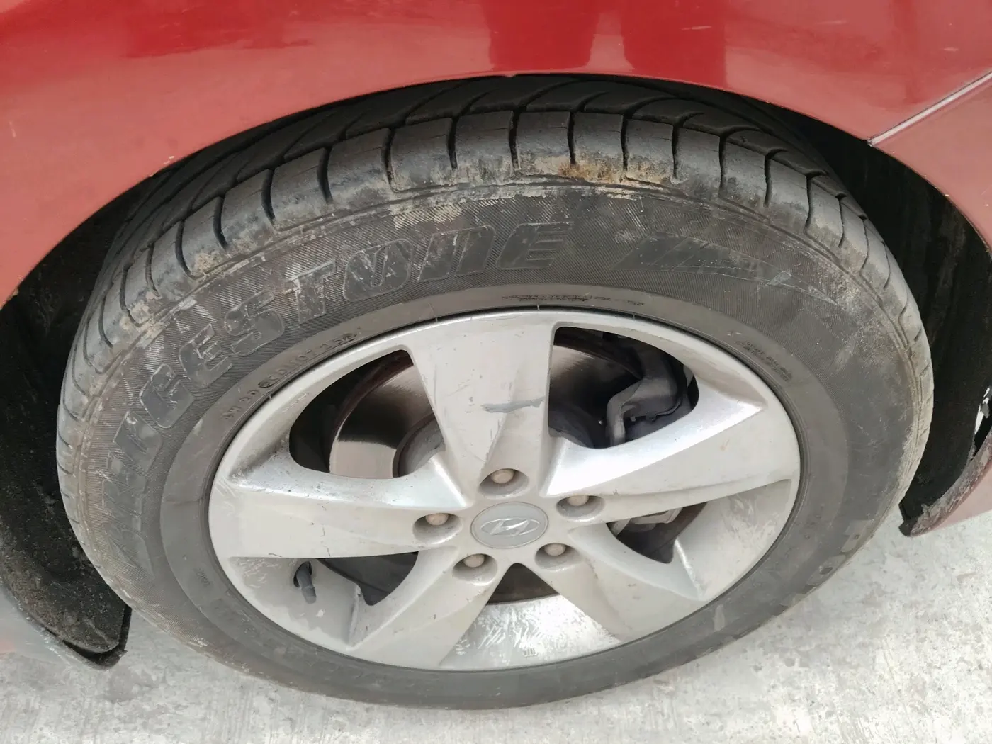 2013 Hyundai New Elantra 1.6 CRDI, Diesel, Manual, 81,000 km, tyre
