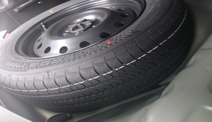 2024 Maruti Grand Vitara DELTA SMART HYBRID, Petrol, Manual, 15,280 km, tyre