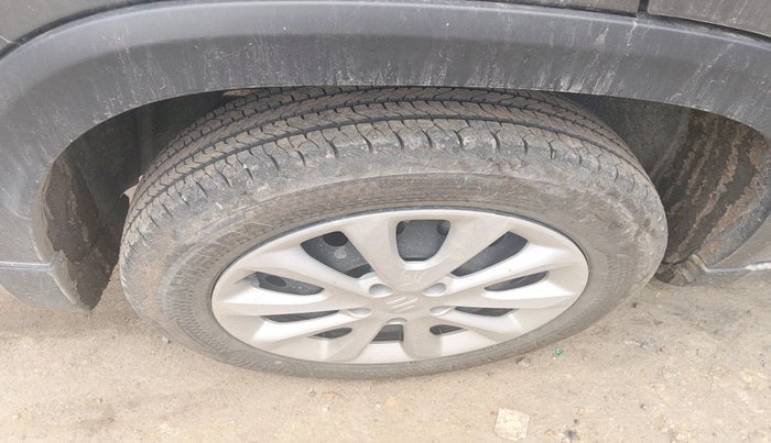 2024 Maruti Grand Vitara DELTA SMART HYBRID, Petrol, Manual, 15,280 km, tyre